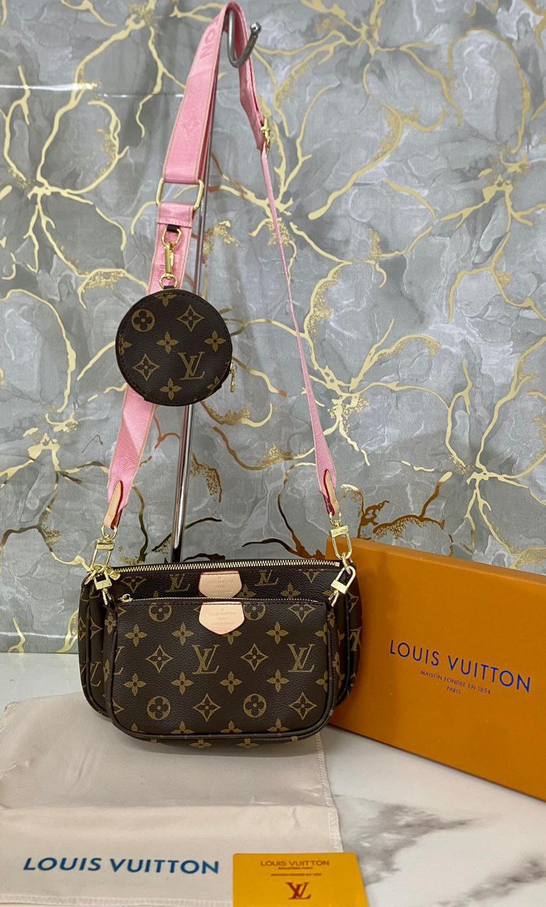 TRIS Louis Vuitton multipochette